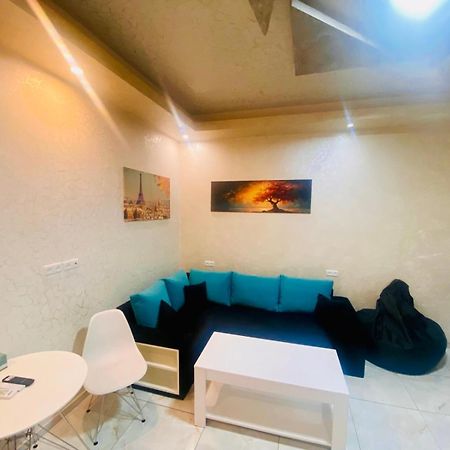 Luxury Apartment With Jacuzzi On Republic Square يريفان المظهر الخارجي الصورة