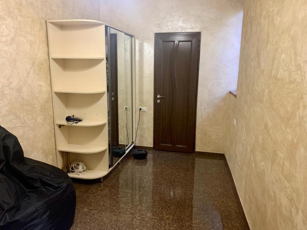 Luxury Apartment With Jacuzzi On Republic Square يريفان المظهر الخارجي الصورة