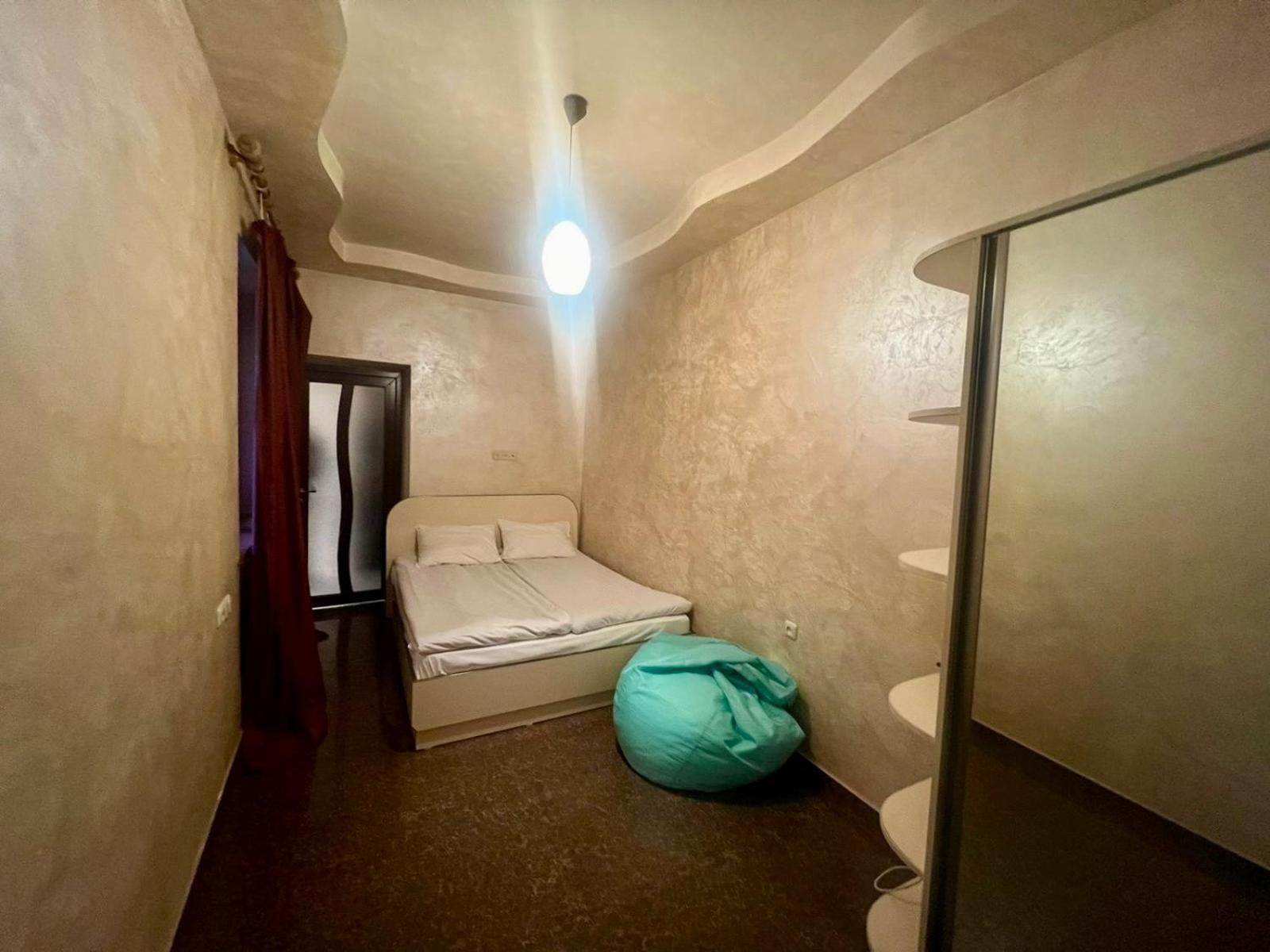 Luxury Apartment With Jacuzzi On Republic Square يريفان المظهر الخارجي الصورة