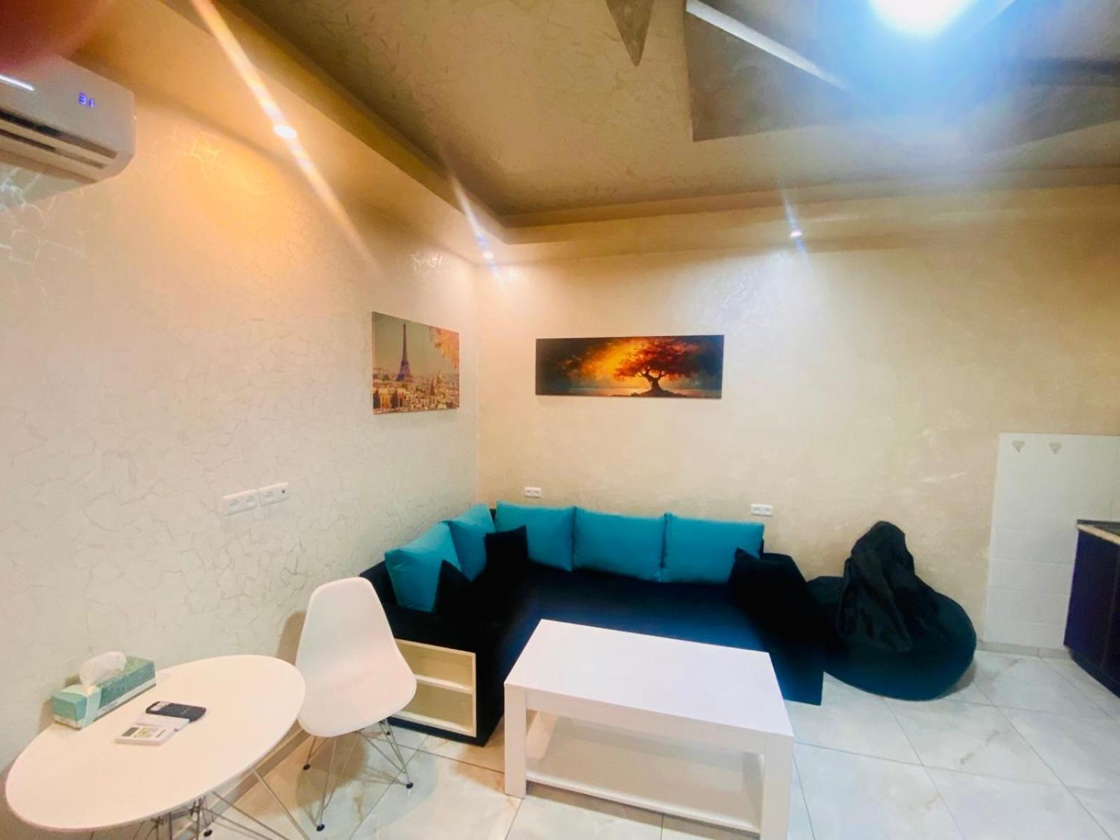 Luxury Apartment With Jacuzzi On Republic Square يريفان المظهر الخارجي الصورة